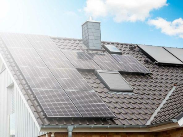 Eine Solaranlage auf dem Hausdach lohnt sich.